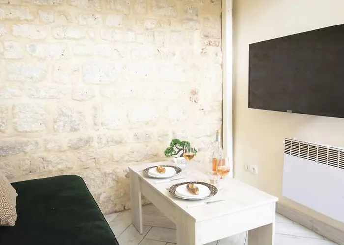 Apartament Unique In Marais